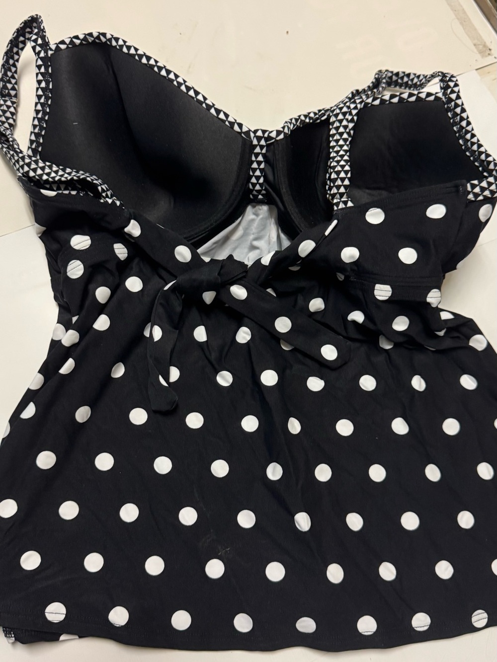 Coco Reef Black and White Polka Dot Camisole Swim Top Tankini size 36D-38D - Picture 4 of 4